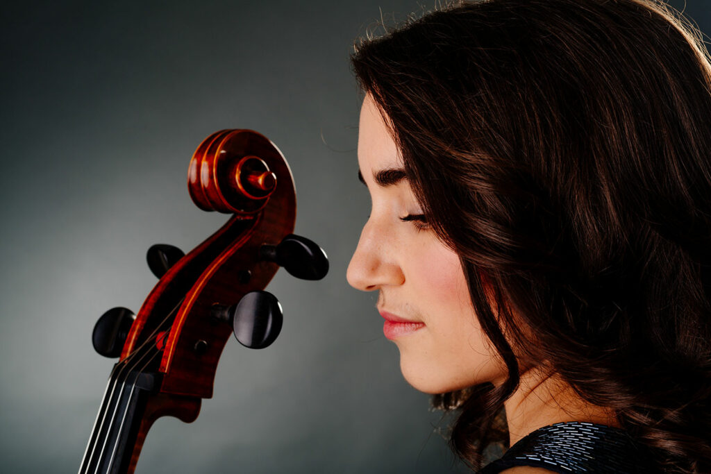 Soraya Ansari – Deutsch-persisch-spanisches Cello